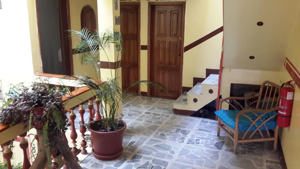 Hotel Cuencano Hogar Exterior foto
